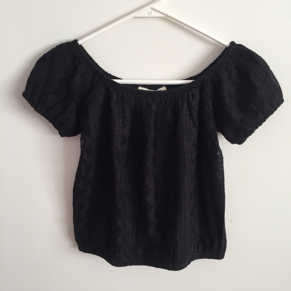 NWT Express Puffed Sleeve Lace Blouce